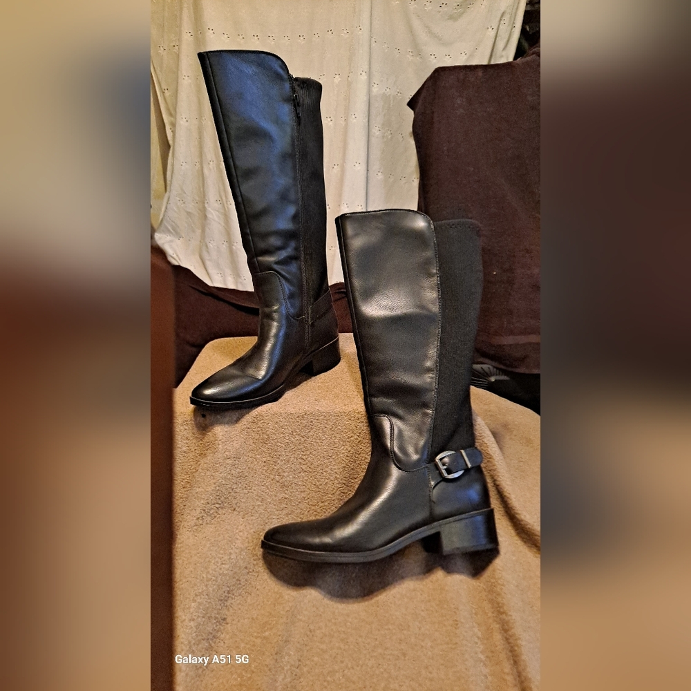 Black boots (New)